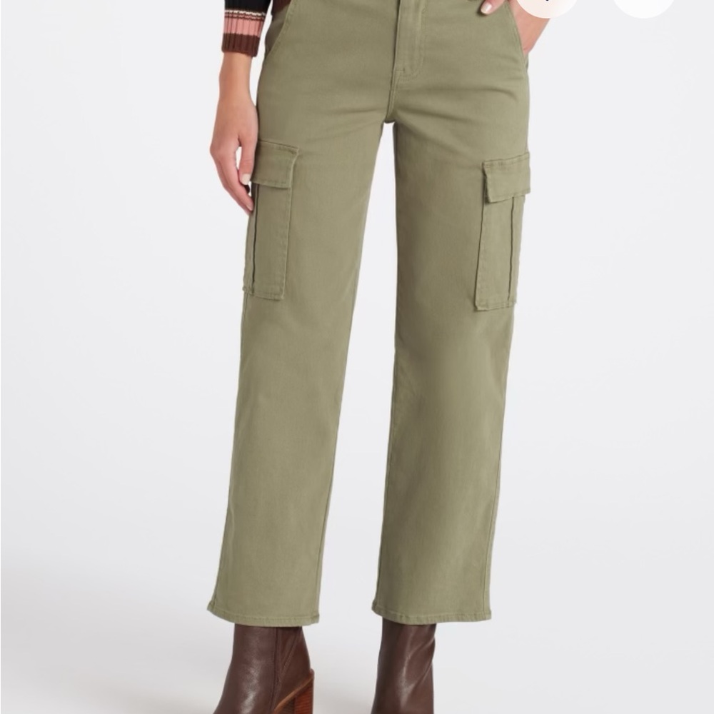 Vigoss Khaki Buttoned Pants